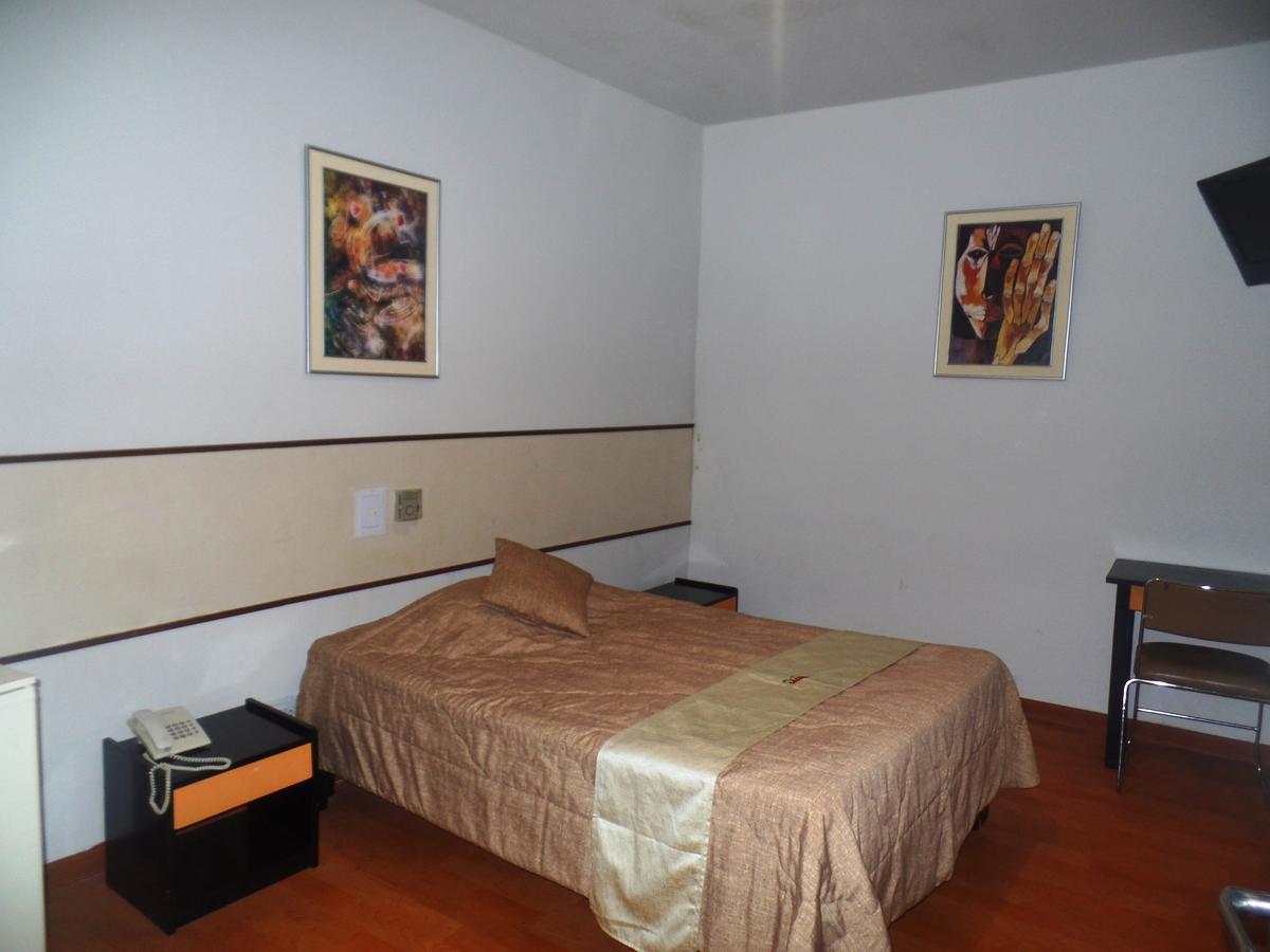 Hotel Safari Iquitos Esterno foto
